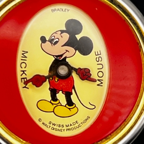 Vintage Bradley Collectable 70'S Mickey Mouse Mechanical Red Gold Ladies watch - Picture 2 of 9